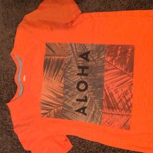 Orange t shirt
